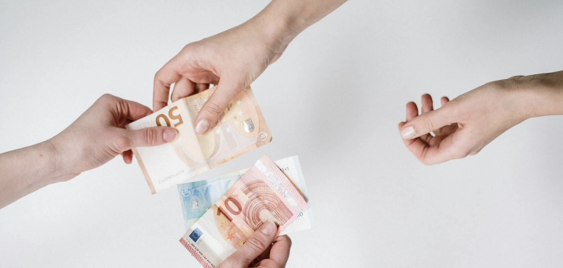 Image illustrative de l'article "Fiche Pratique : La donation graduelle, comment transmettre votre patrimoine en deux temps ?"